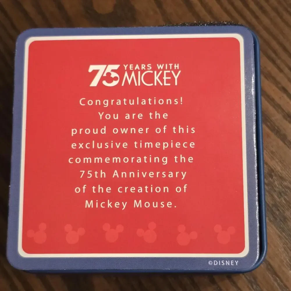 2002 Vintage Avon Disney Mickey Mouse  Watch New In Tin Box-Stainless Back - Picture 3 of 7